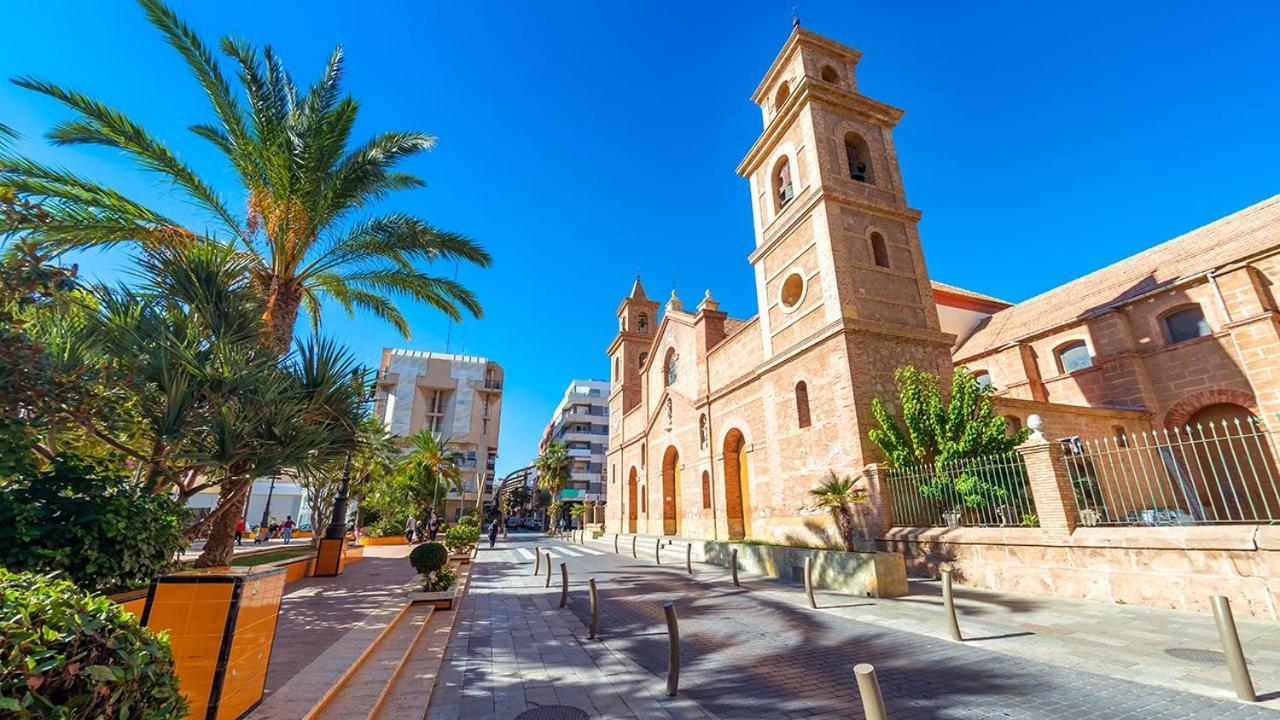 Ferienwohnung Vistas Al Mar Torrevieja Exterior foto
